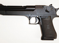 Обзор страйкбольного пистолета KWC Model DE.50